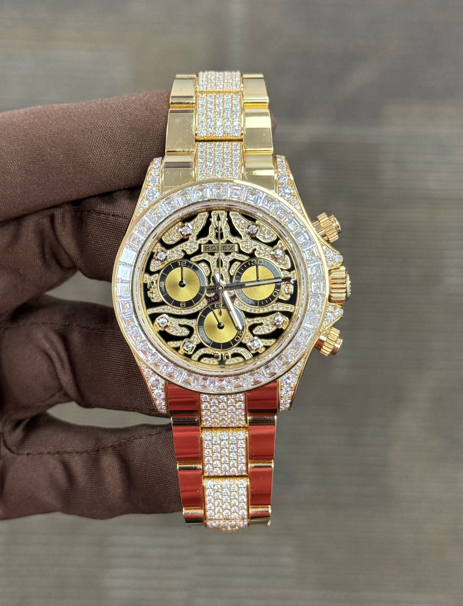 Buy Off-Catalog Rolex Eye of the tiger